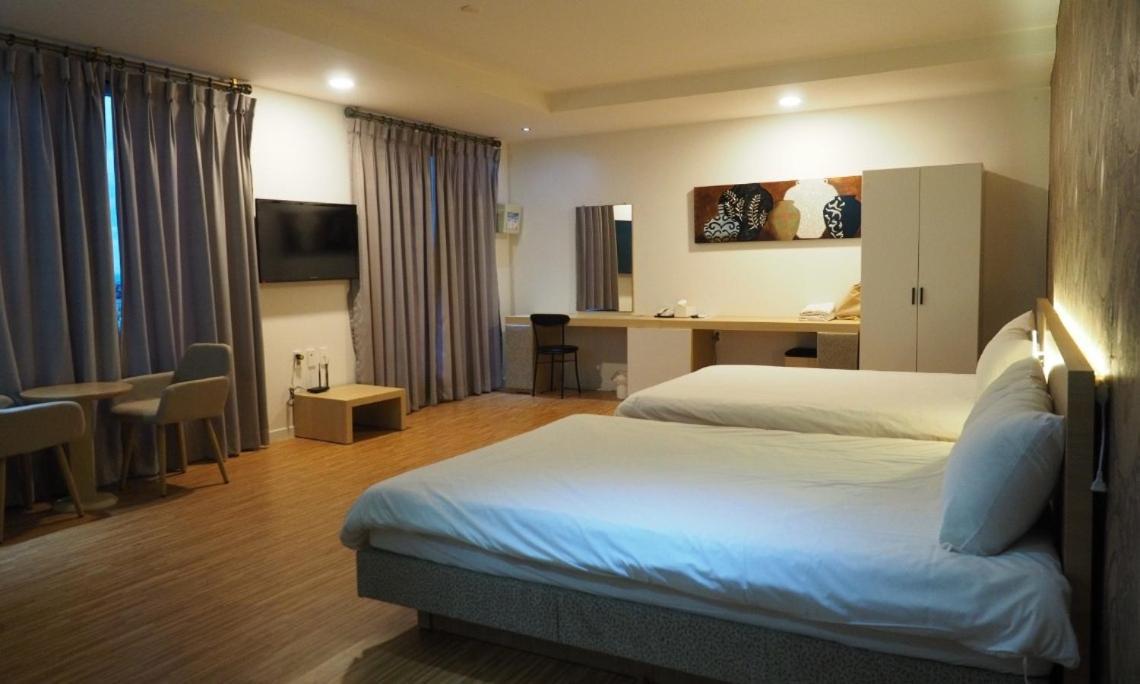 Aurora Hotel เมืองเชจู ภายนอก รูปภาพ